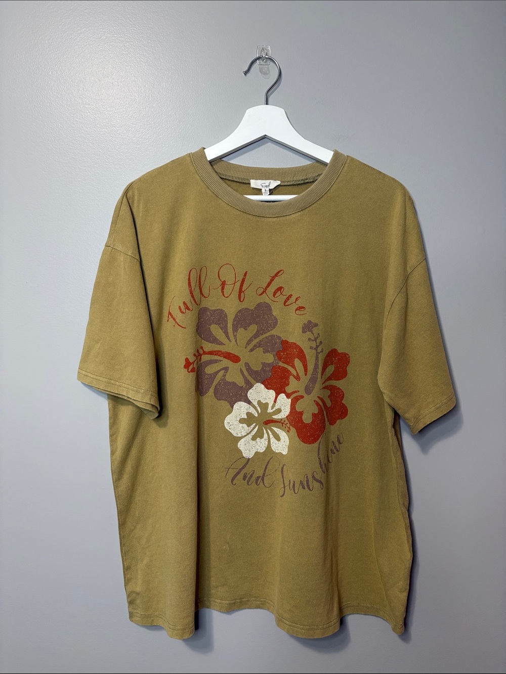 Easel Full Of Love And Sunshine Hibiscus Oversized Cotton Graphic Tee - Picture 3 of 9